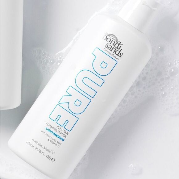 Bondi Sands Light-Medium Foaming Tanning Water - Picture 3 of 13